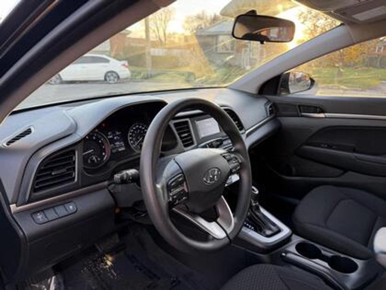 2019 Hyundai Elantra ESSENTIAL AUTO Photo