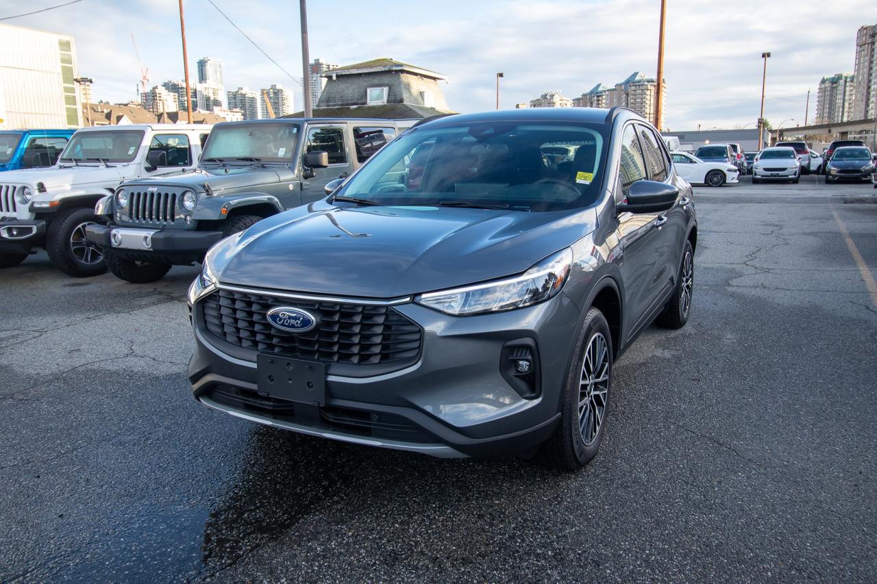 2025 Ford Escape PHEV FWD Hybrid Photo0