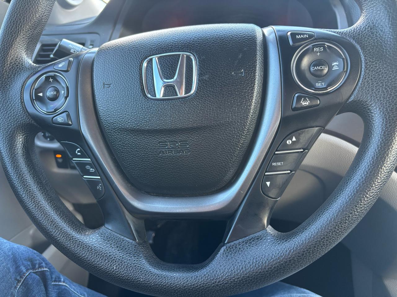 2016 Honda Pilot LX AWD - Photo #17