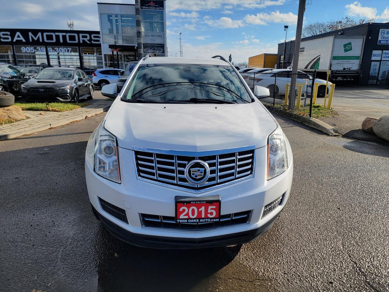 2015 Cadillac SRX LOW KMS | CLEAN - Photo #2