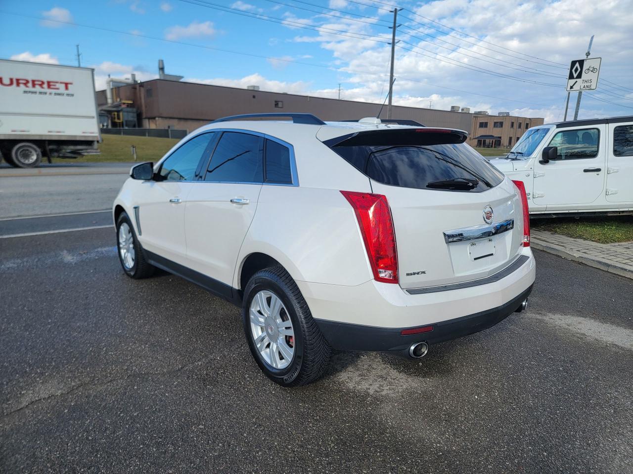 2015 Cadillac SRX LOW KMS | CLEAN - Photo #7