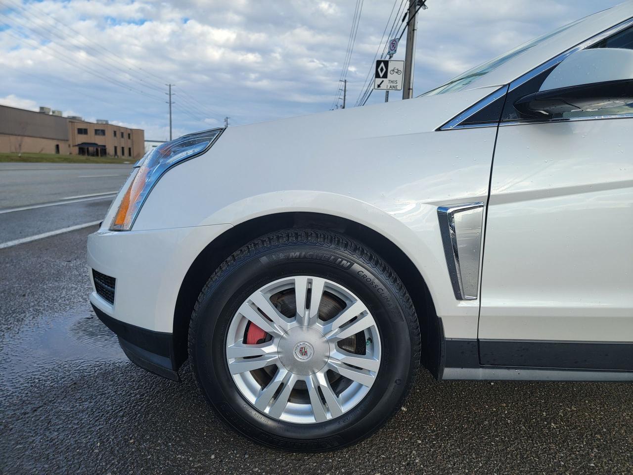 2015 Cadillac SRX LOW KMS | CLEAN - Photo #9
