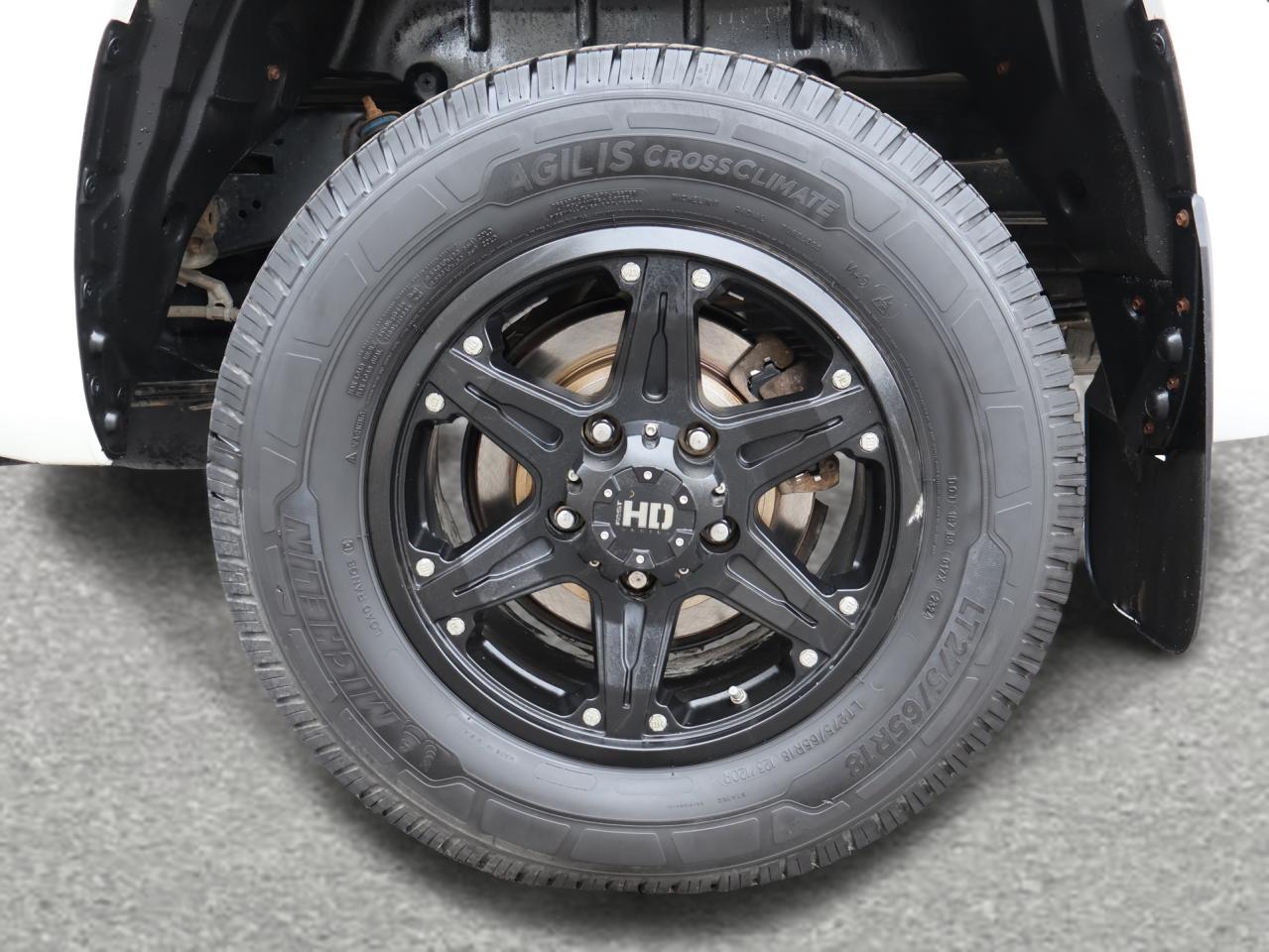 2021 Toyota Tundra V8 SR5 4WD CERTIFIED *1 OWNER*ACCIDENT FREE*TOYOTA MAINTAIN* CAMERA BLUETOOTH HEATED SEATS LANE ALERT CRUISE ALLOYS Photo