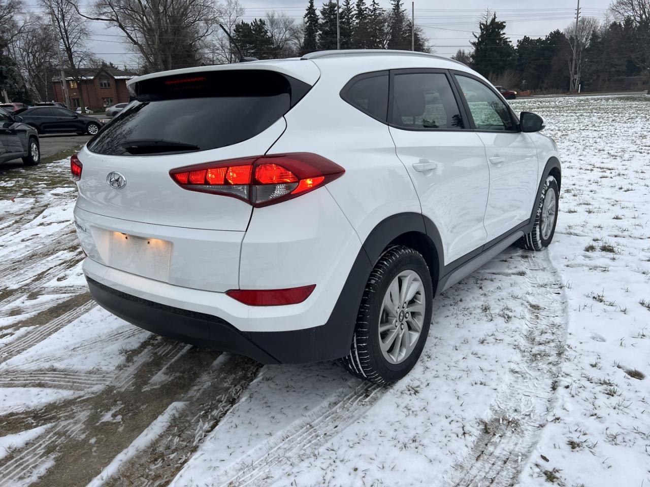 2017 Hyundai Tucson 2.0L Premium *One Owner / Clean Carfax - Photo #6