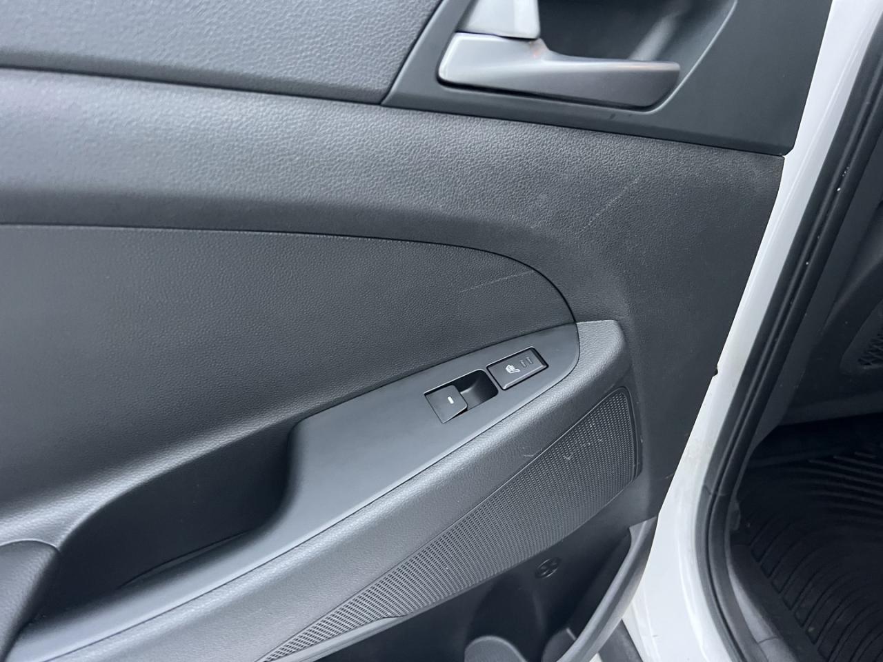 2017 Hyundai Tucson 2.0L Premium *One Owner / Clean Carfax - Photo #21