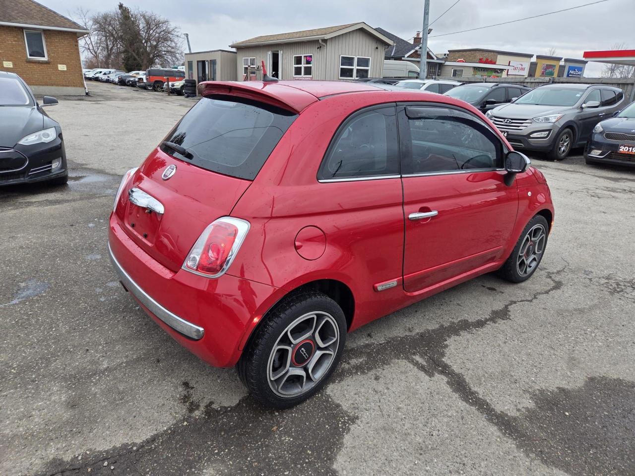 2013 Fiat 500 LOUNGE, RED LEATHER, ONLY 58KMS, NO ACCIDENT, CERT - Photo #5