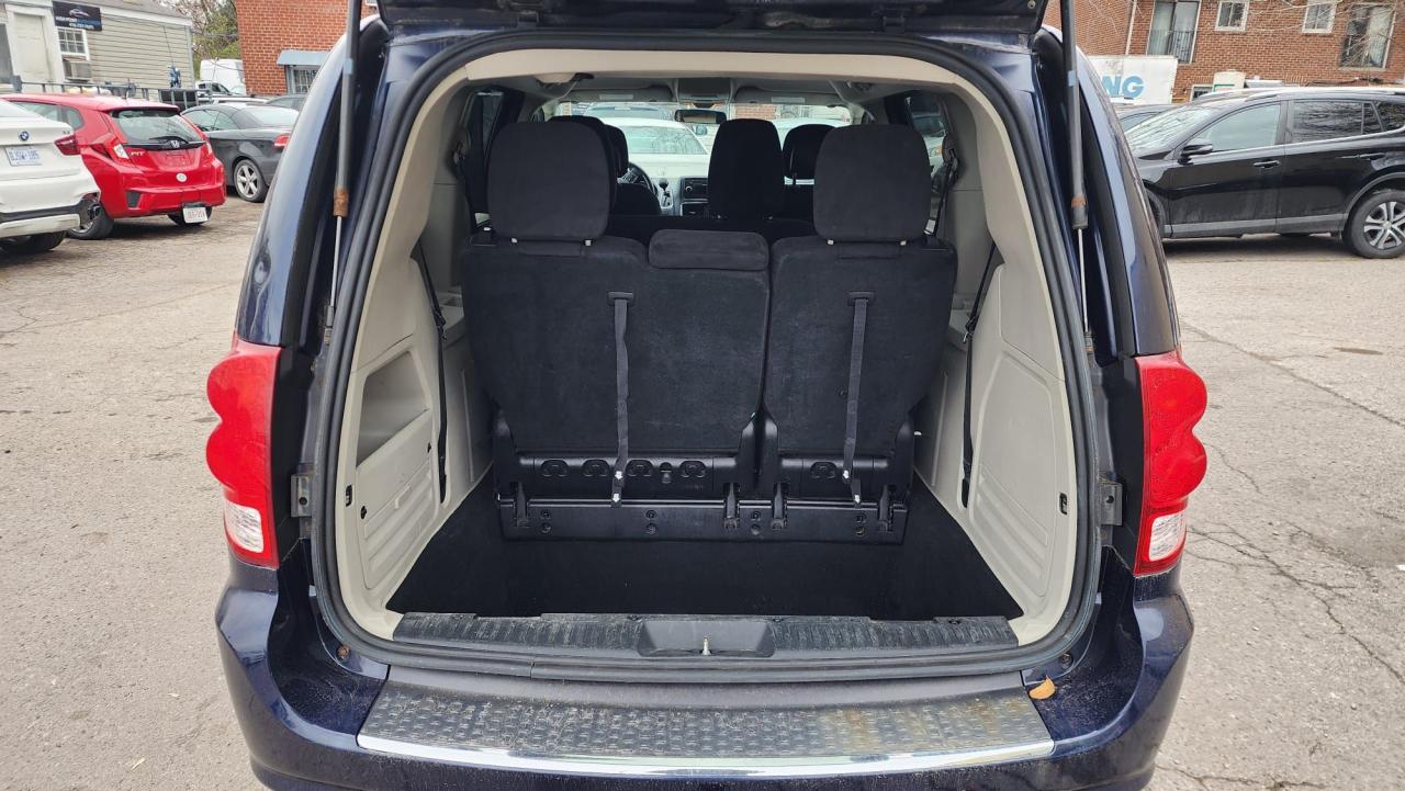 2013 Dodge Grand Caravan SE - Photo #11