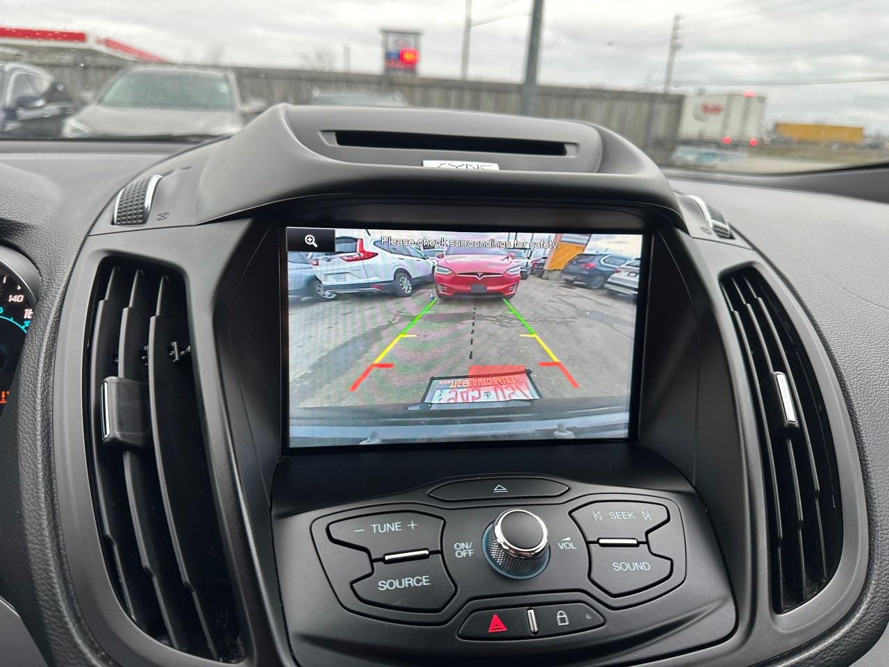 2015 Audi Q5 3.0T Technik Photo