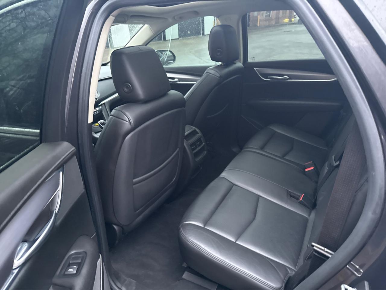 2018 Cadillac XT5 Luxury - Photo #10