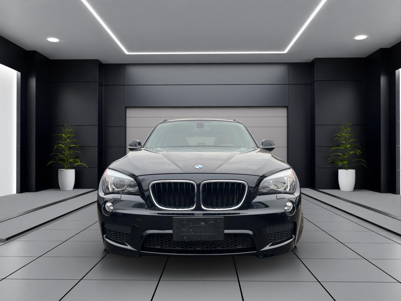 2012 BMW X1 XDRIVE28i AWD - M-SPORT PKG - 37,000KMS !! Photo