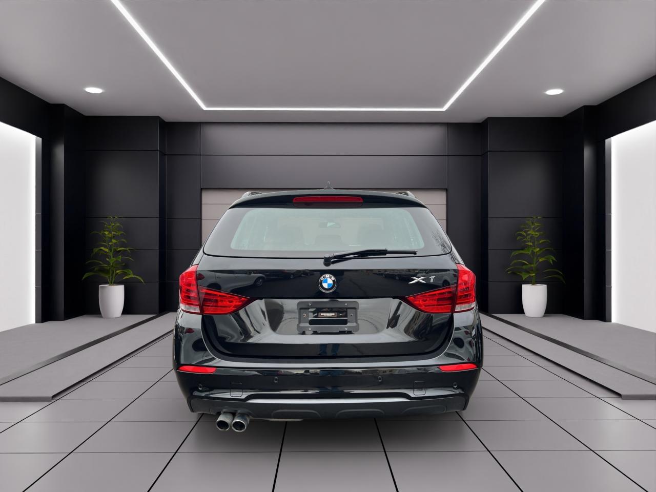 2012 BMW X1 XDRIVE28i AWD - M-SPORT PKG - 37,000KMS !! Photo