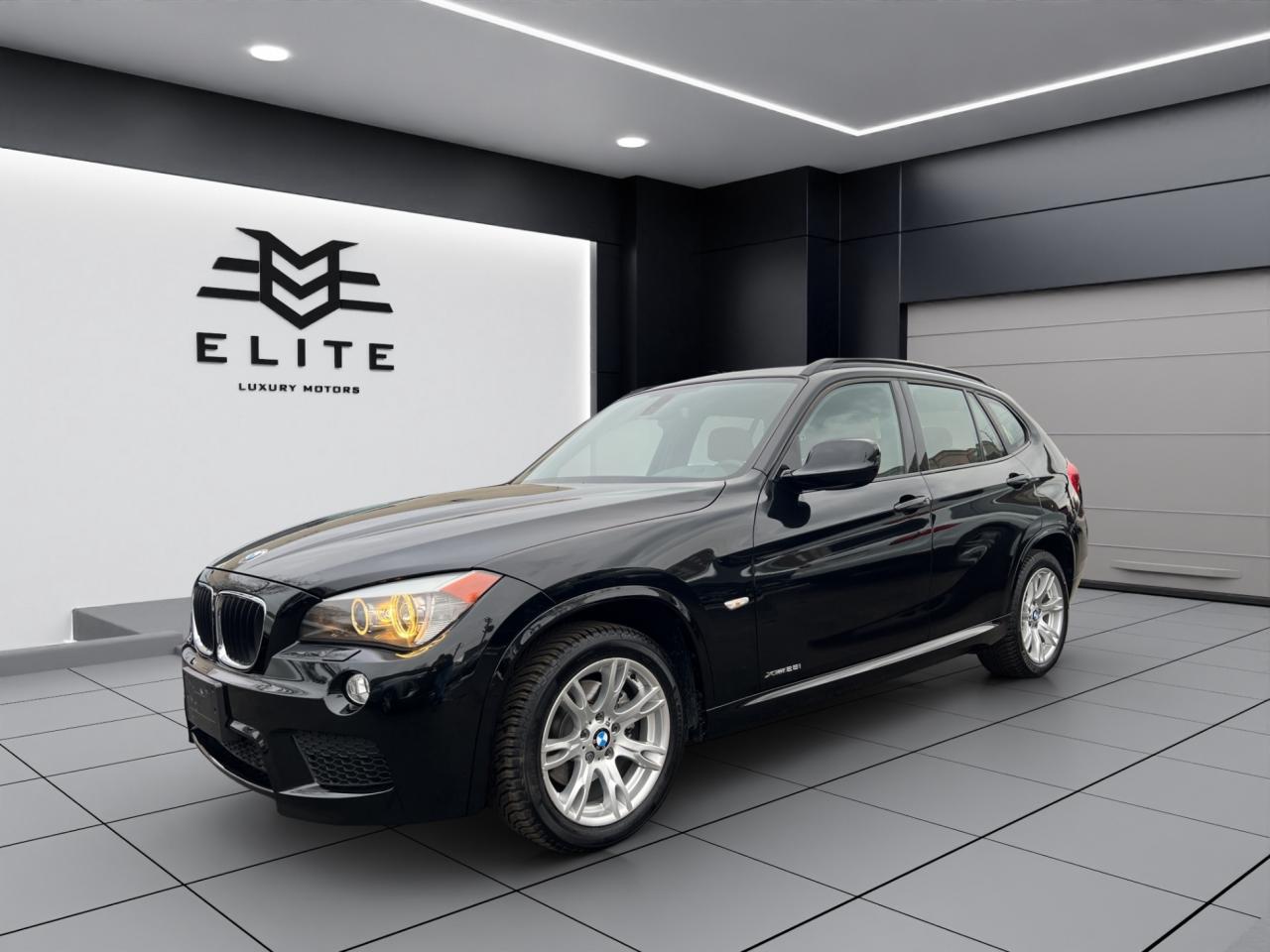 2012 BMW X1 XDRIVE28i AWD - M-SPORT PKG - 37,000KMS !! Photo