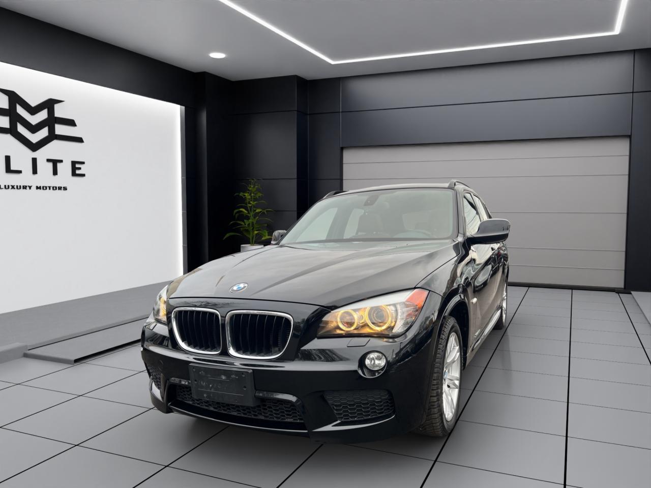 2012 BMW X1 XDRIVE28i AWD - M-SPORT PKG - 37,000KMS !! Photo