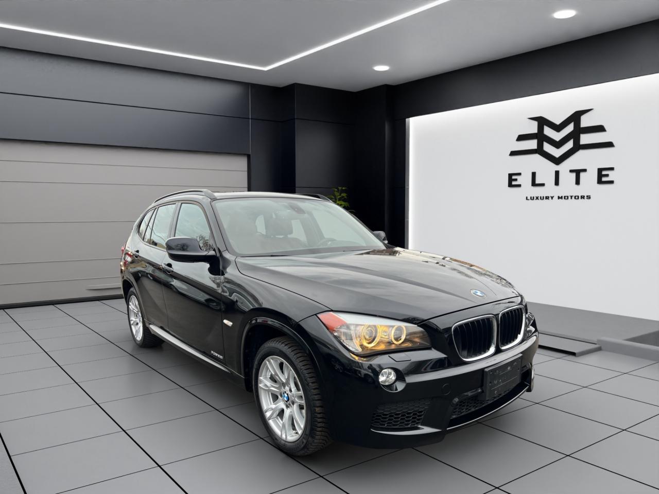 2012 BMW X1 XDRIVE28i AWD - M-SPORT PKG - 37,000KMS !! Photo