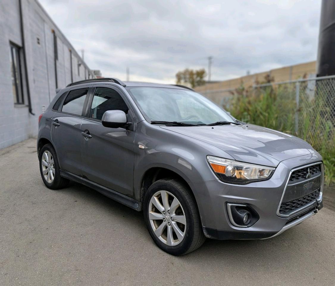 Used 2015 Mitsubishi RVR AWD LIMITED EDITION for sale in Toronto, ON