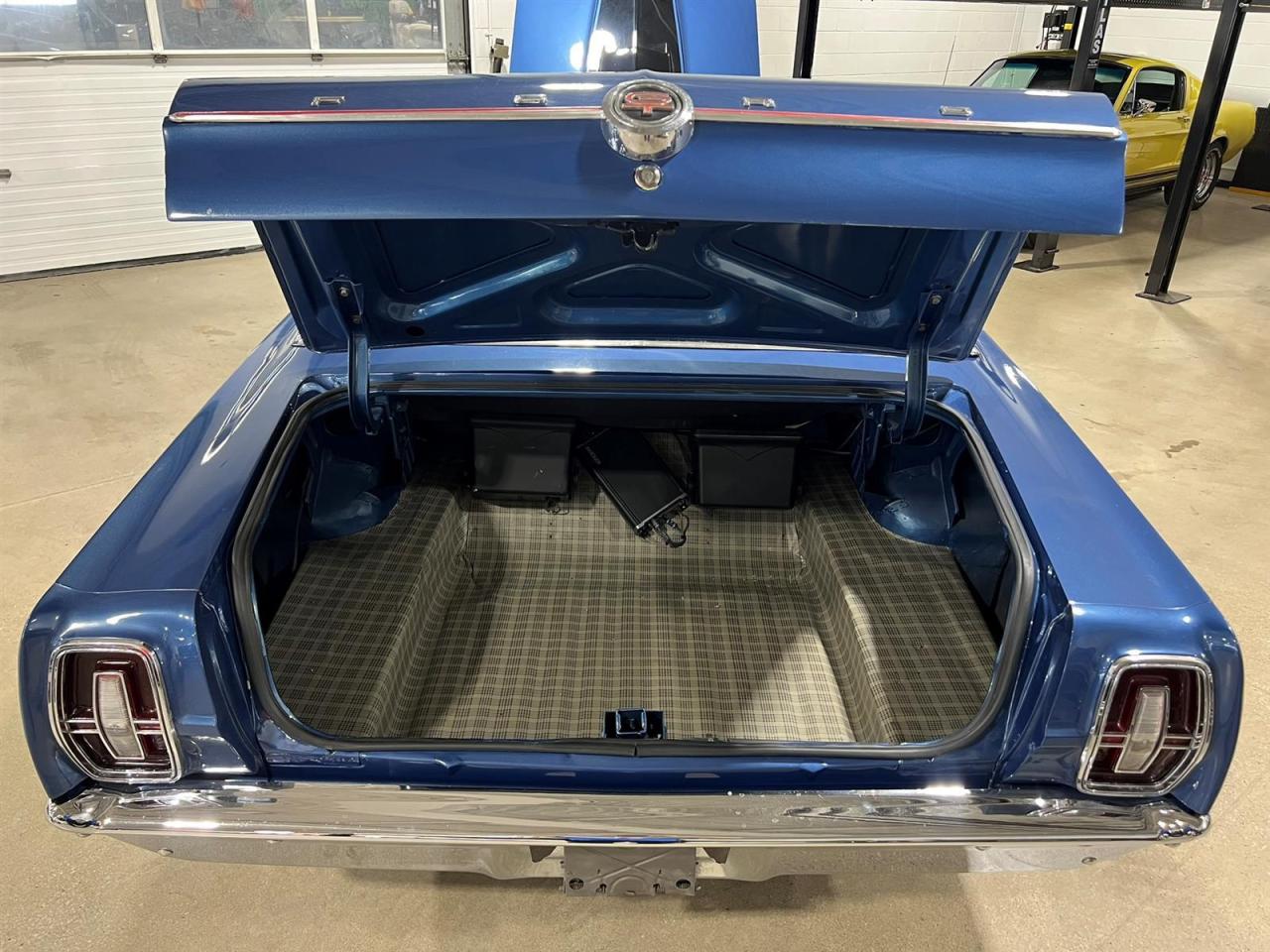 1968 Ford Torino GT Photo