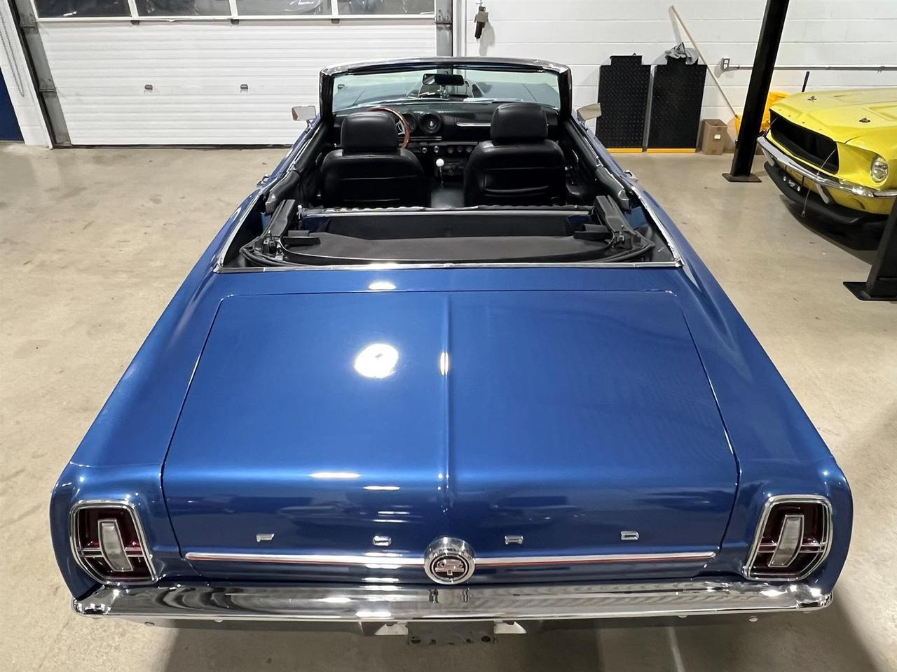 1968 Ford Torino GT Photo