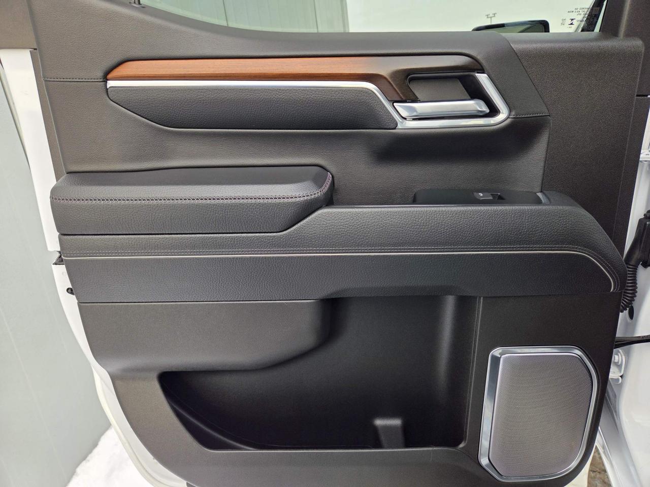 2025 GMC Sierra 1500 Denali One Owner | Sunroof | Technology Package | 22" Wheels Photo