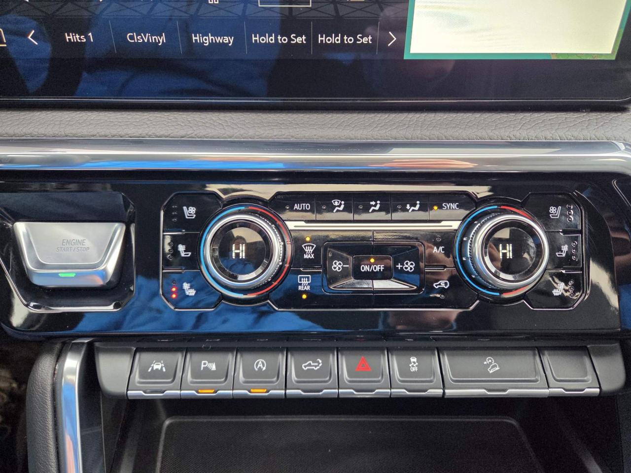 2025 GMC Sierra 1500 Denali One Owner | Sunroof | Technology Package | 22" Wheels Photo