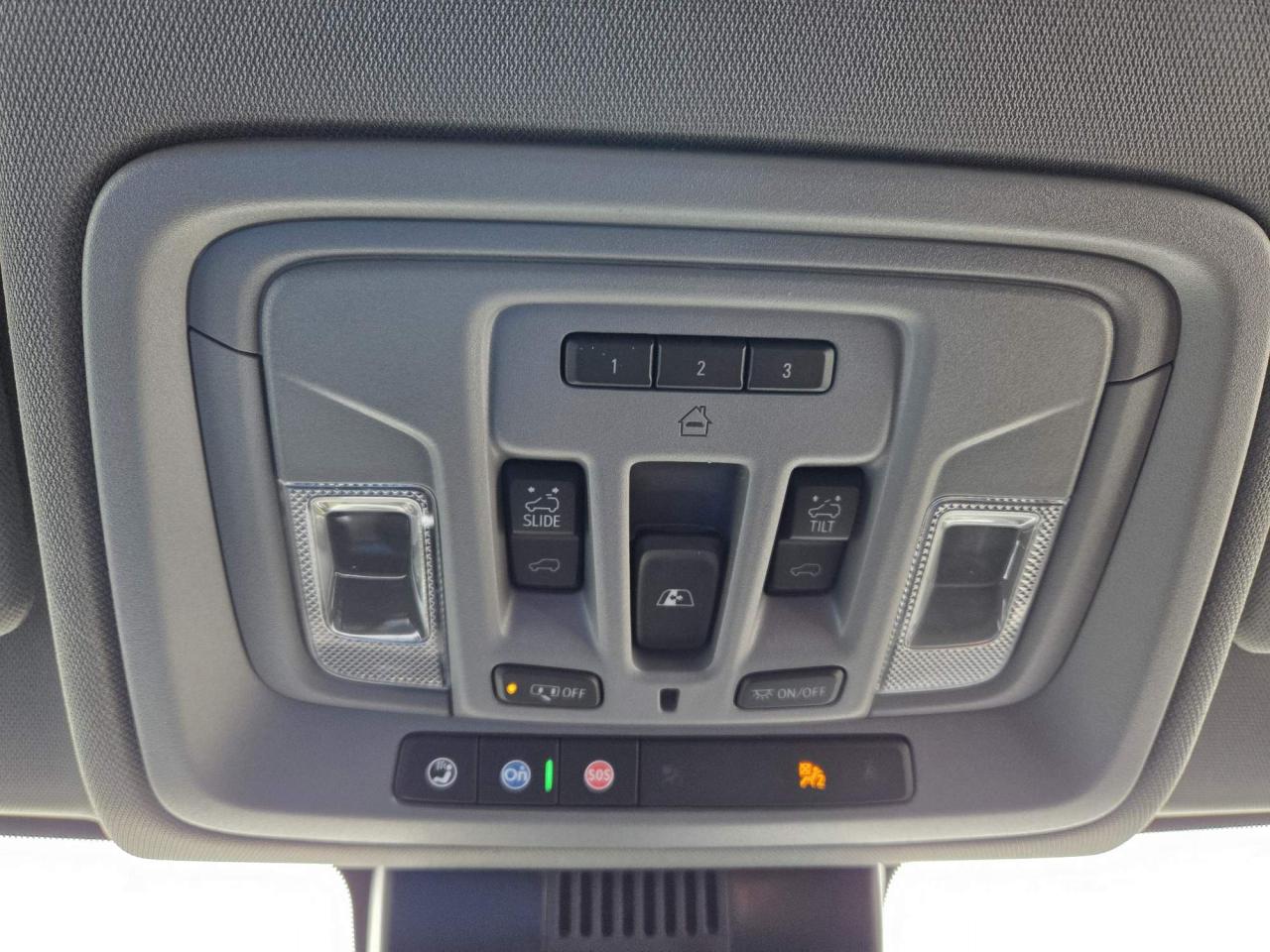 2025 GMC Sierra 1500 Denali One Owner | Sunroof | Technology Package | 22" Wheels Photo