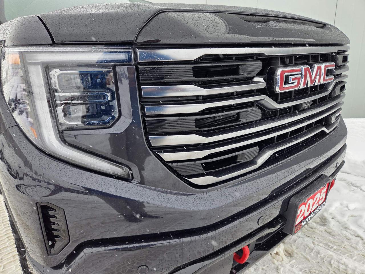 2025 GMC Sierra 1500 AT4 One Owner | Sunroof | Technology Package | 18" Wheels Photo