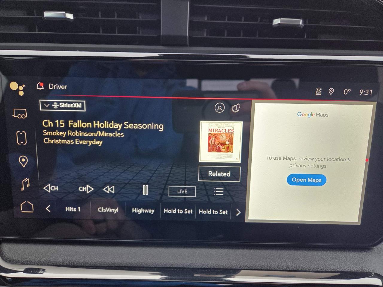 2025 GMC Sierra 1500 AT4 One Owner | Sunroof | Technology Package | 18" Wheels Photo