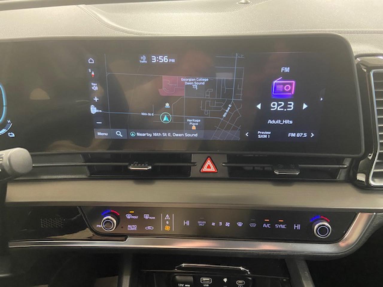 2023 Kia Sportage EX Photo