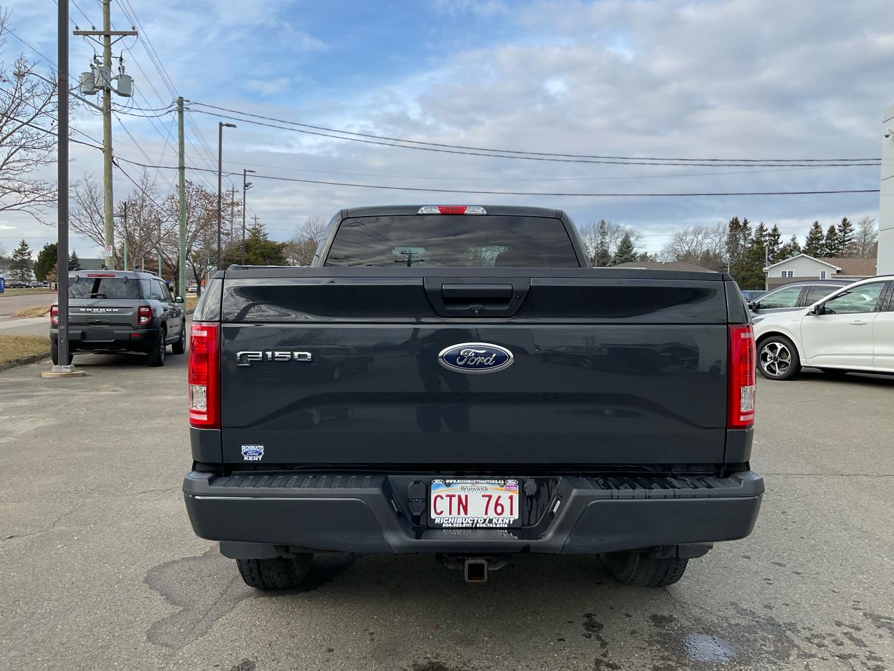 2016 Ford F-150 XLT Photo5