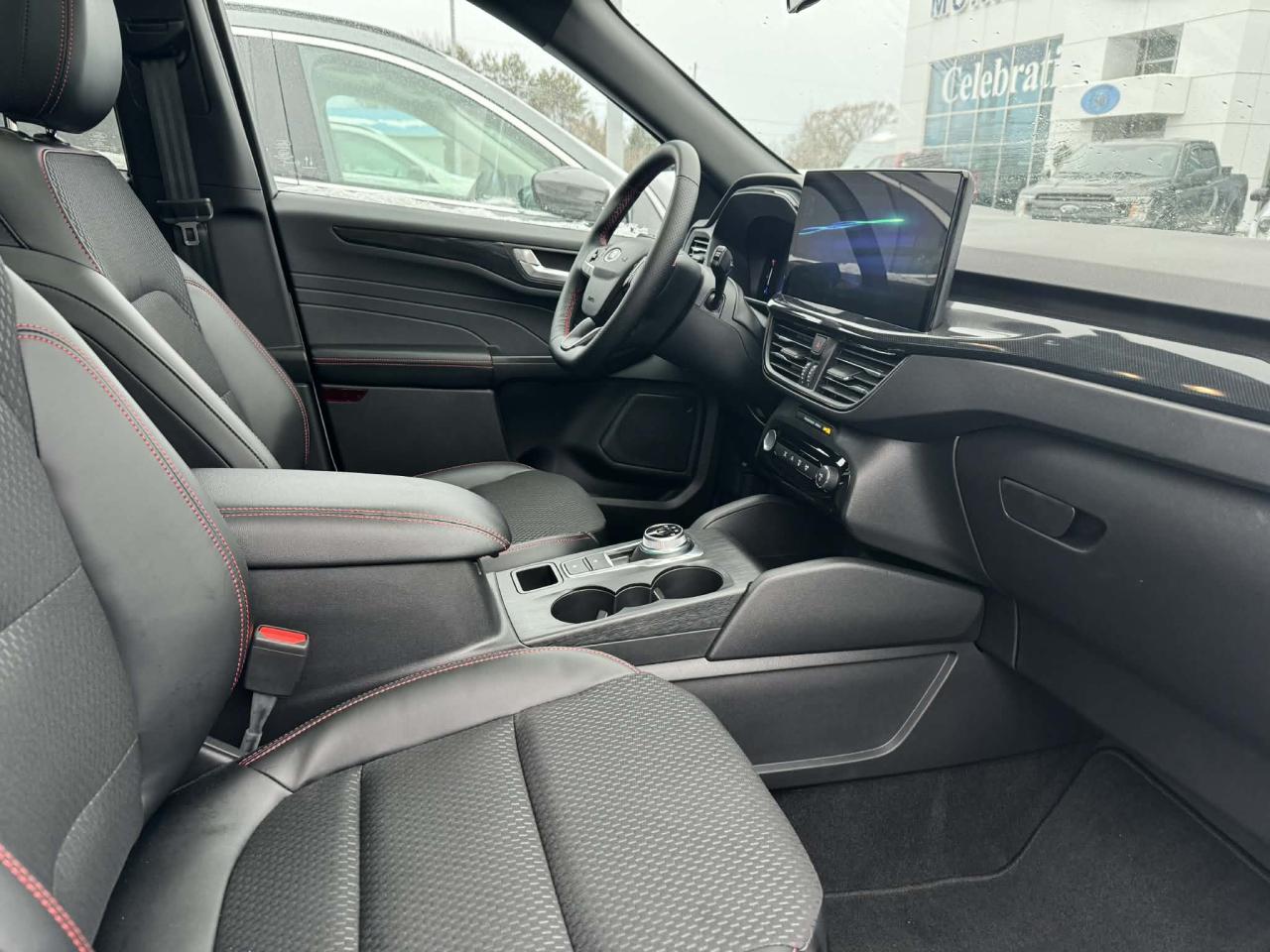 2025 Ford Escape ST-Line Photo