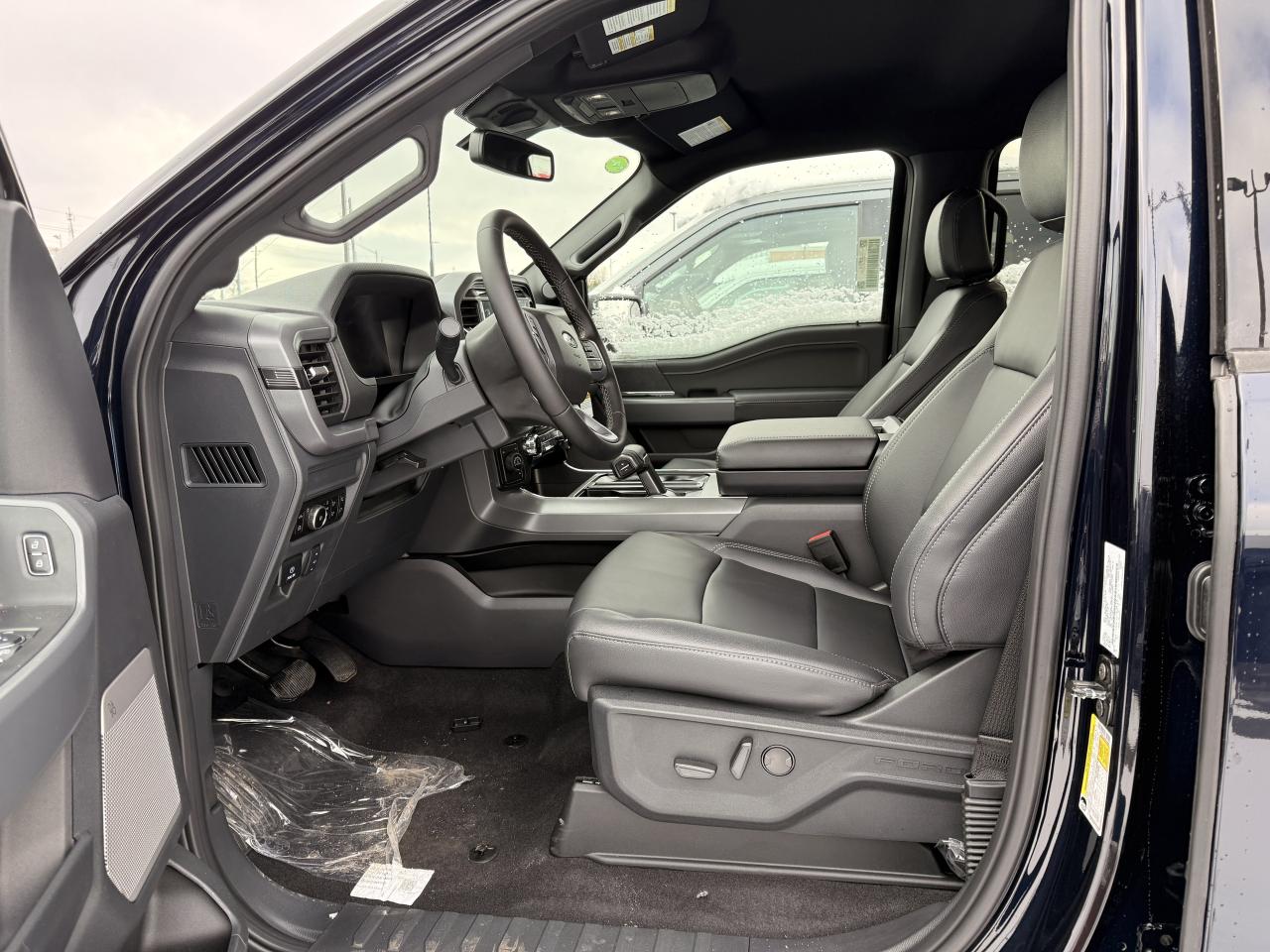 2025 Ford F-150 XLT Photo