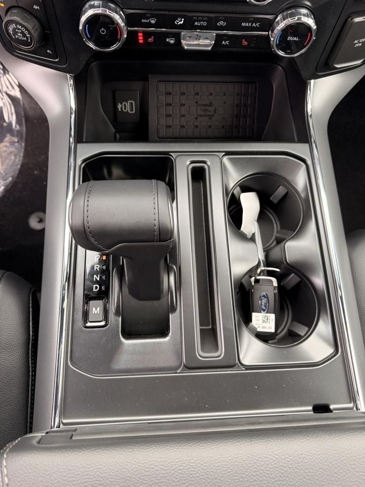 2025 Ford F-150 XLT Photo