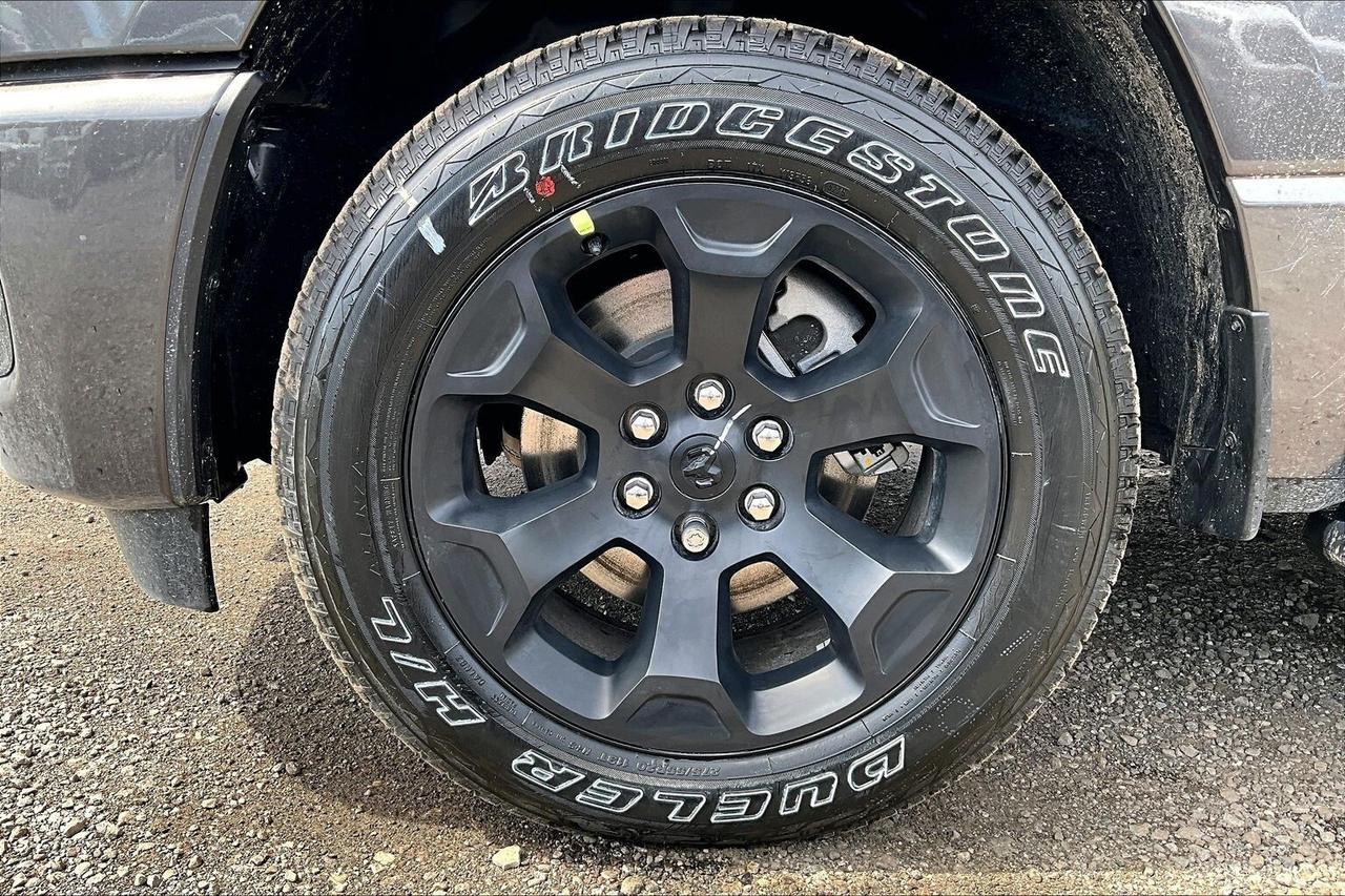 2026 RAM 1500 EXPRESS | Blackout | 3.55 Rear Axle Trailer Brake Photo