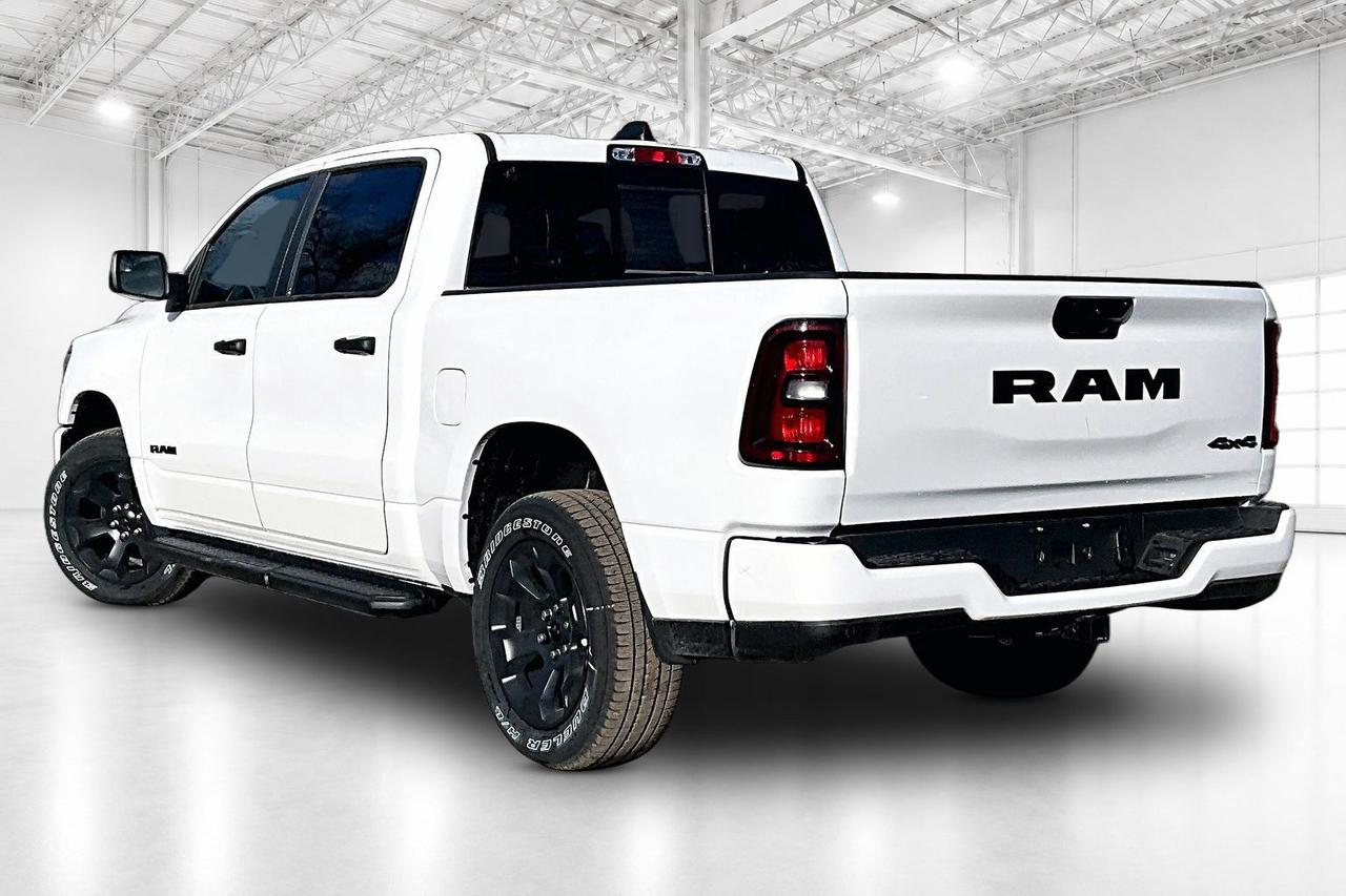 2026 RAM 1500 EXPRESS | Blackout | Tow Group 2 | 8.4"Touchscreen Photo
