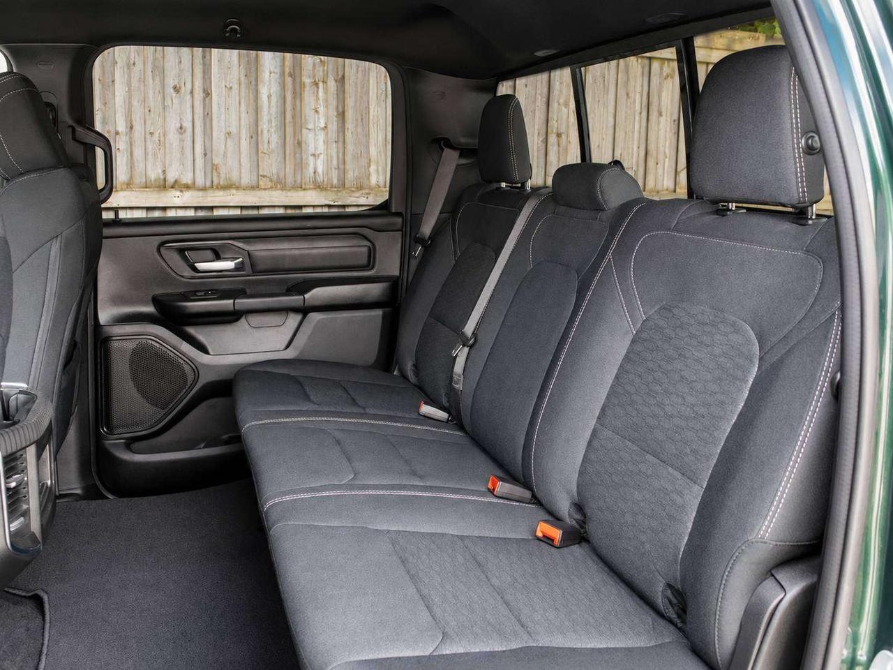 2026 RAM 1500 EXPRESS | Blackout | Tow Group 2 | 8.4"Touchscreen Photo