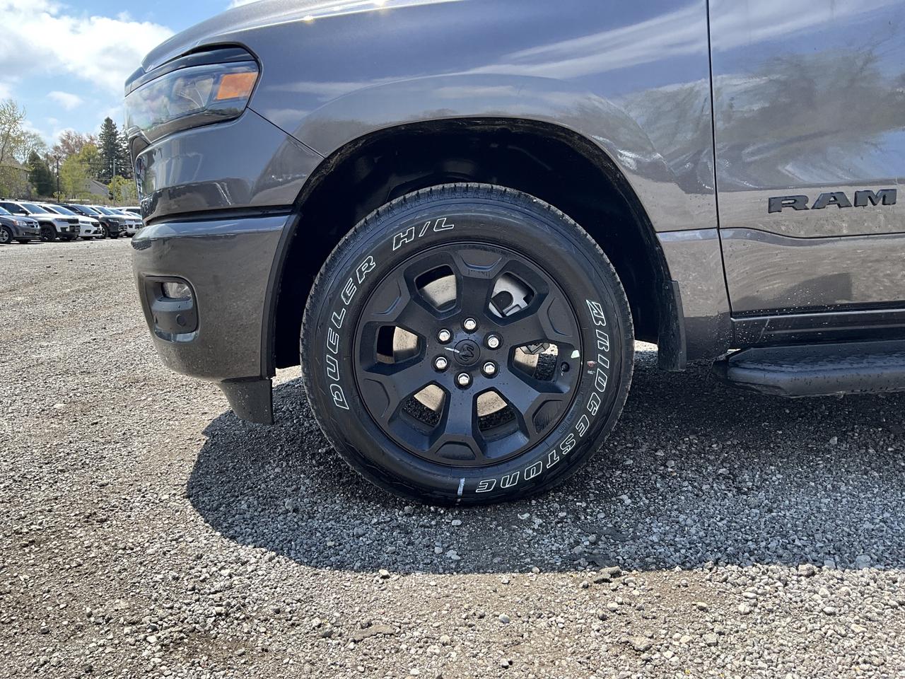 2026 RAM 1500 EXPRESS | Blackout | 8.4" TOUCHSCREEN | 4X4 Photo