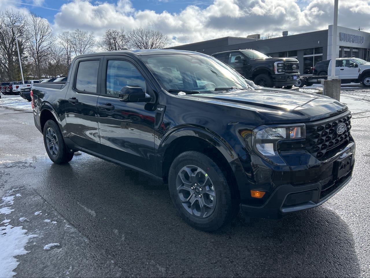 2025 Ford Maverick XLT  - Tow Package Photo2