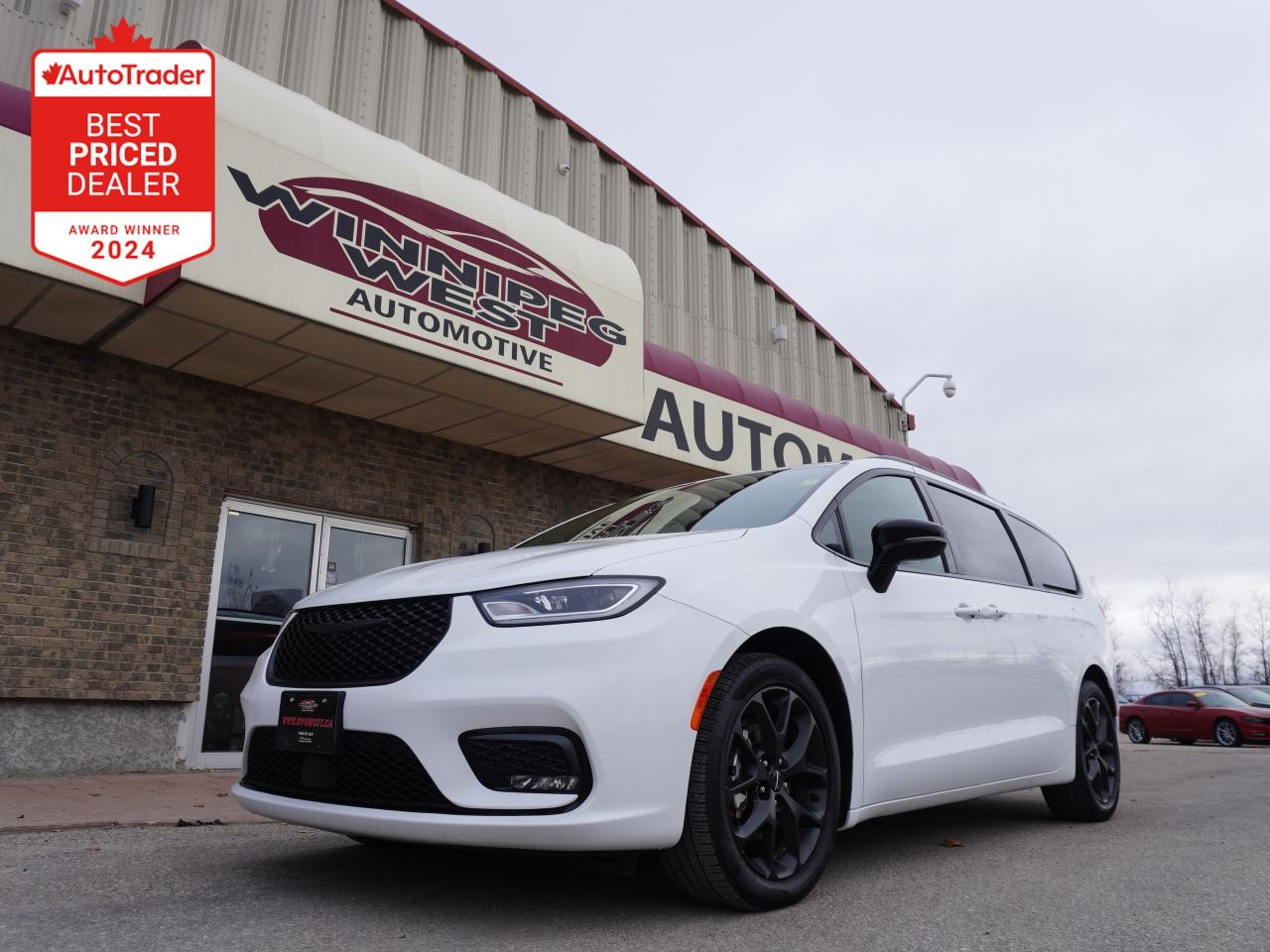 Used 2024 Chrysler Pacifica TOURING-L 