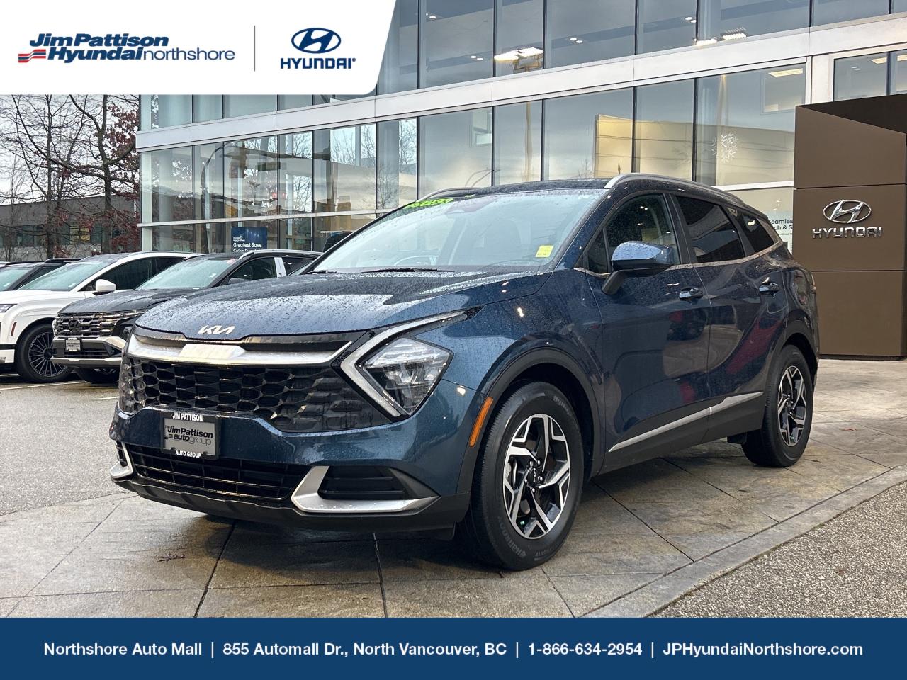 Used 2023 Kia Sportage LX, No accidents! Mint condition! Low kms! for sale in North Vancouver, BC