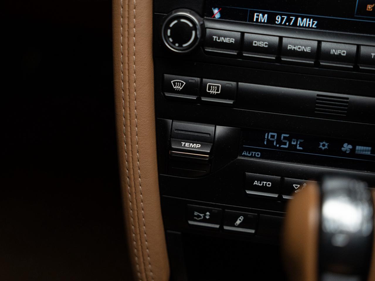 2009 Porsche 911 CARERRA S | BOSE | SUNROOF | 19 IN Photo