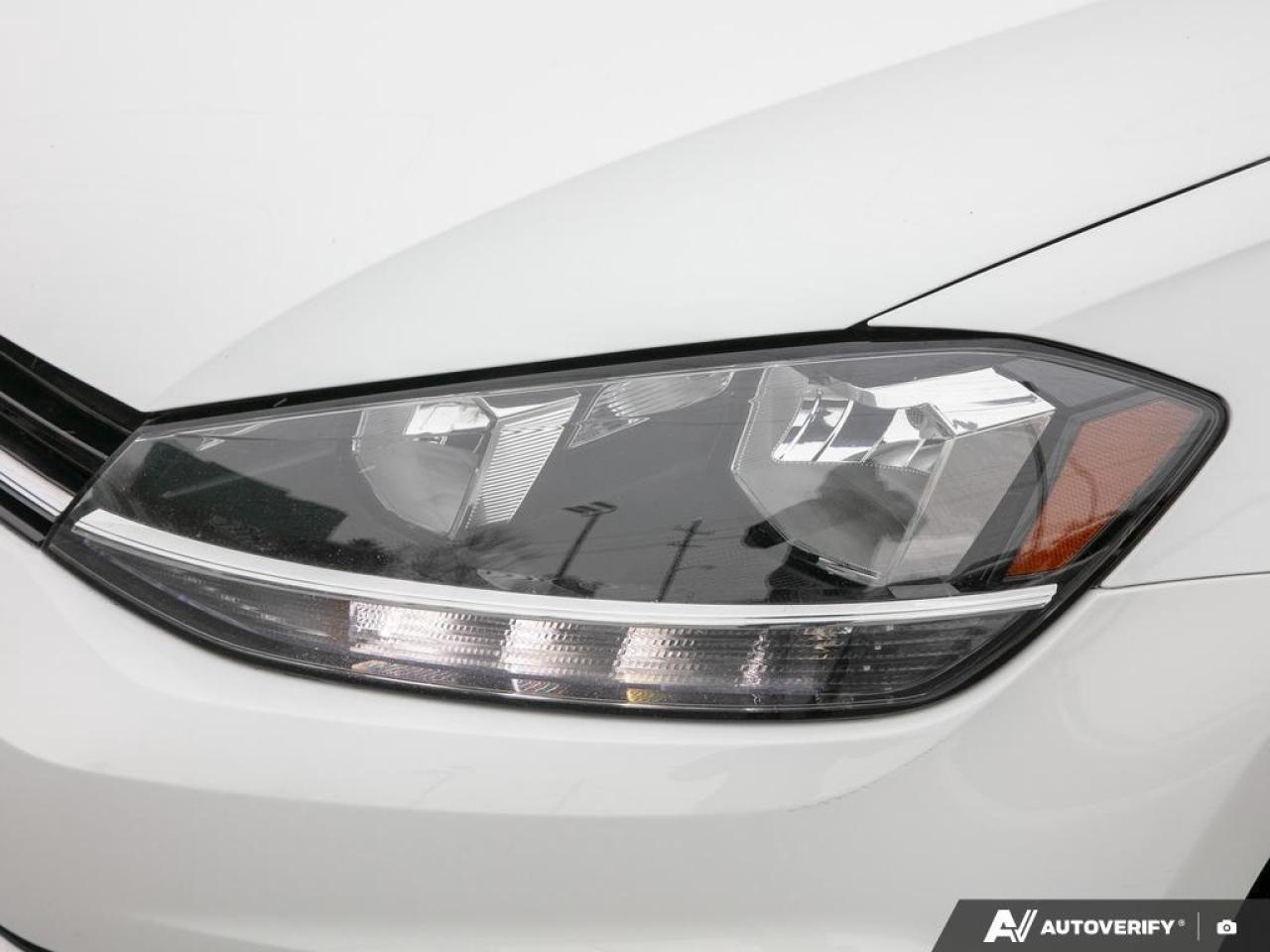 2019 Volkswagen Golf  Photo