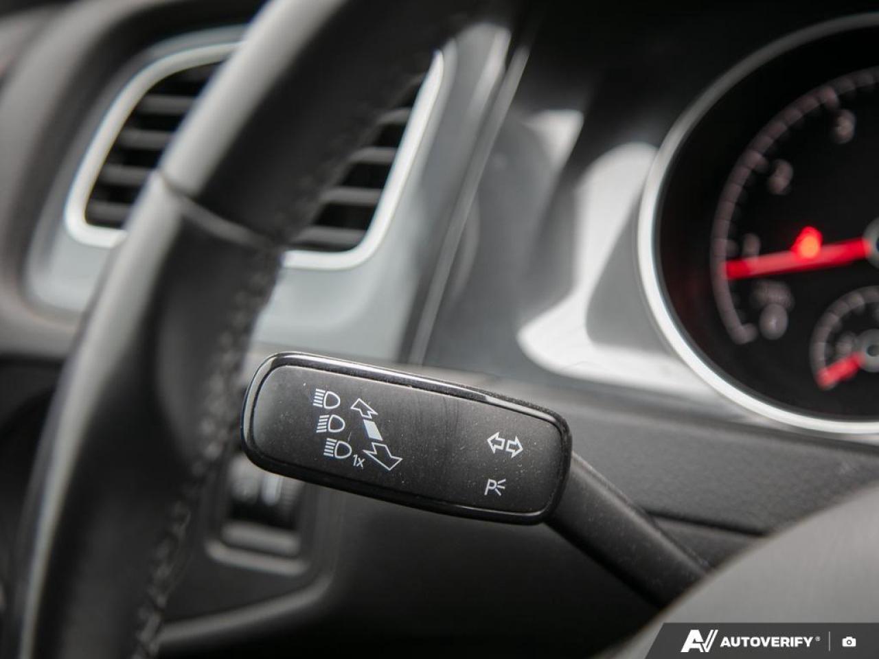 2019 Volkswagen Golf  Photo