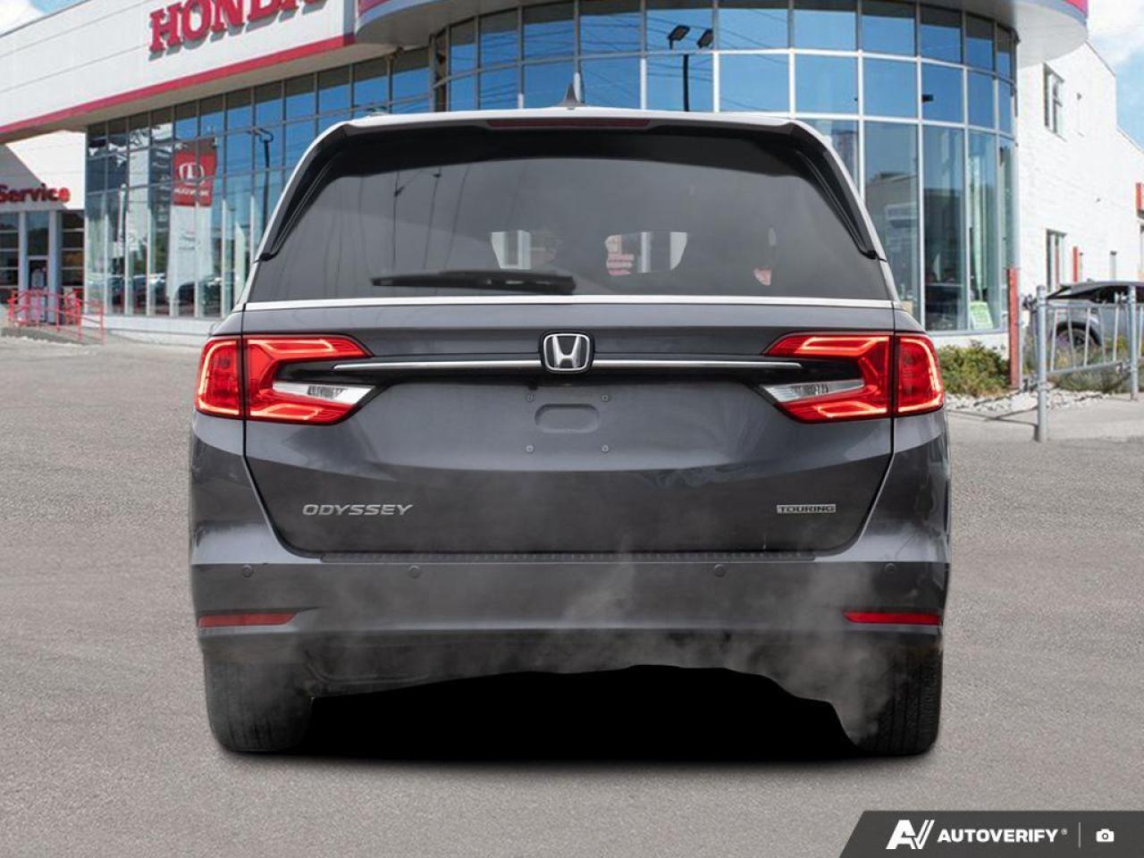2024 Honda Odyssey  Photo4