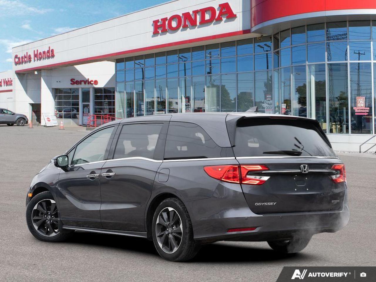 2024 Honda Odyssey  Photo3