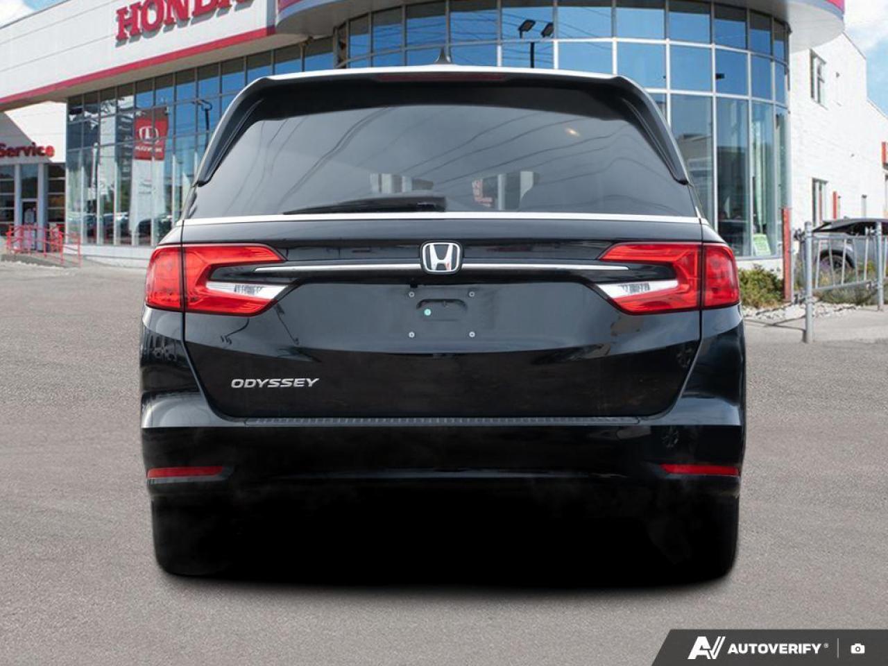 2023 Honda Odyssey  Photo4