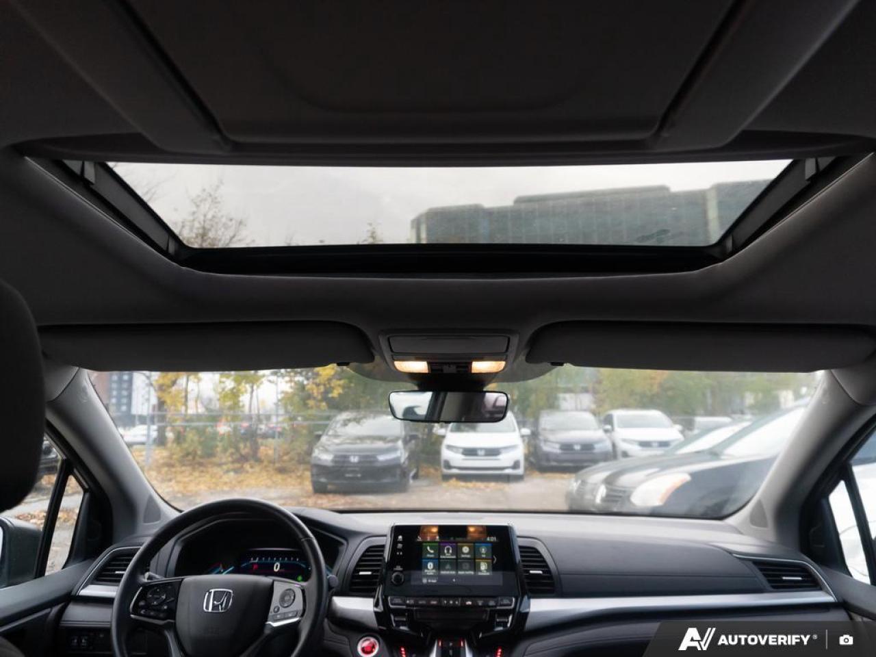 2023 Honda Odyssey  Photo