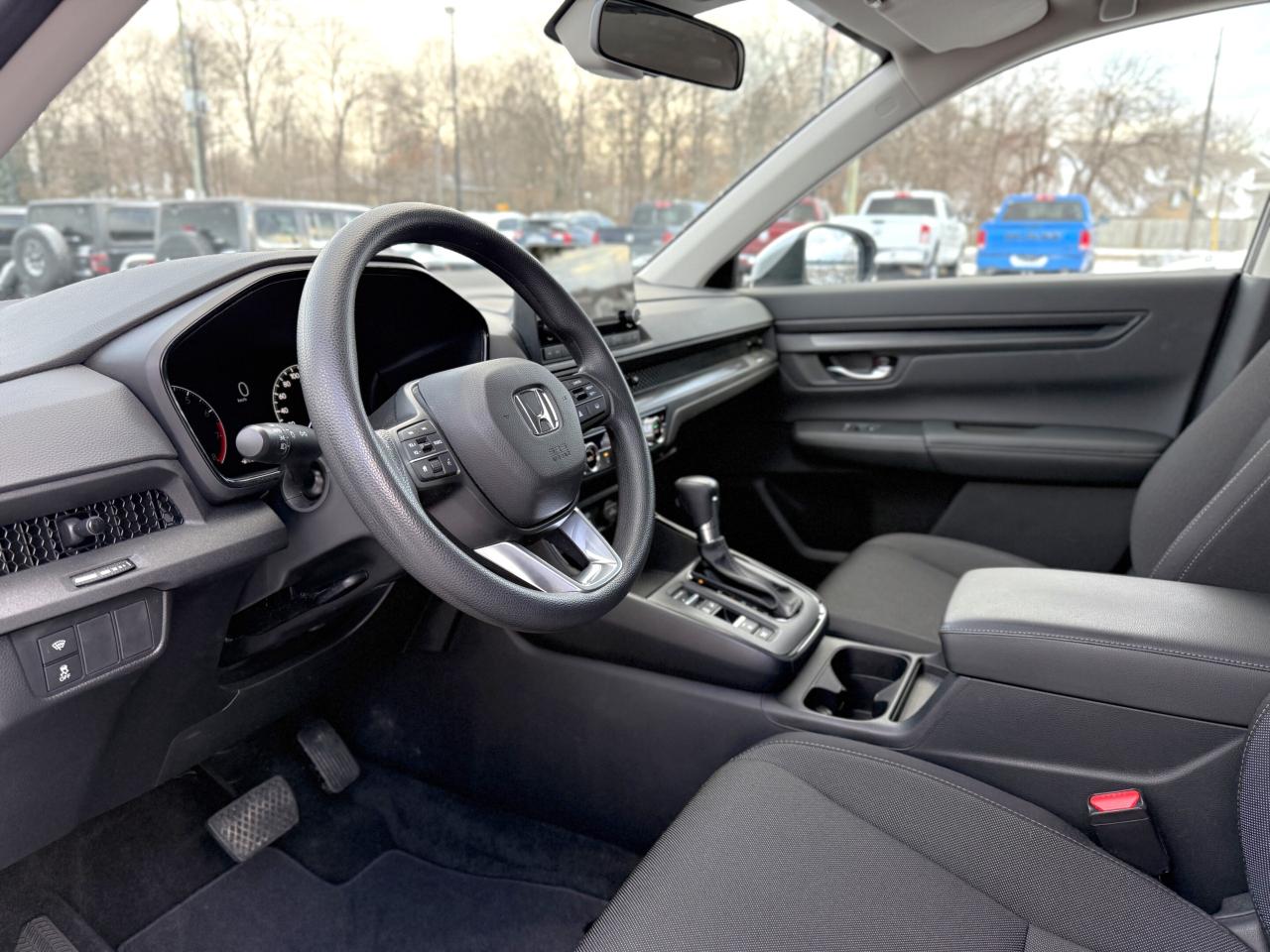 2025 Honda CR-V LX AWD | BLUETOOTH |  BLIND SPOT |  REMOTE START Photo