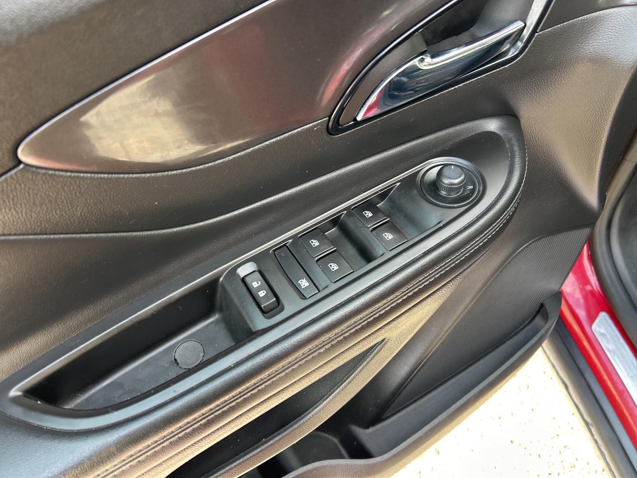 2019 Buick Encore PREFERRED, AWD, REMOTE START, BACK UP CAMERA! - Photo #16