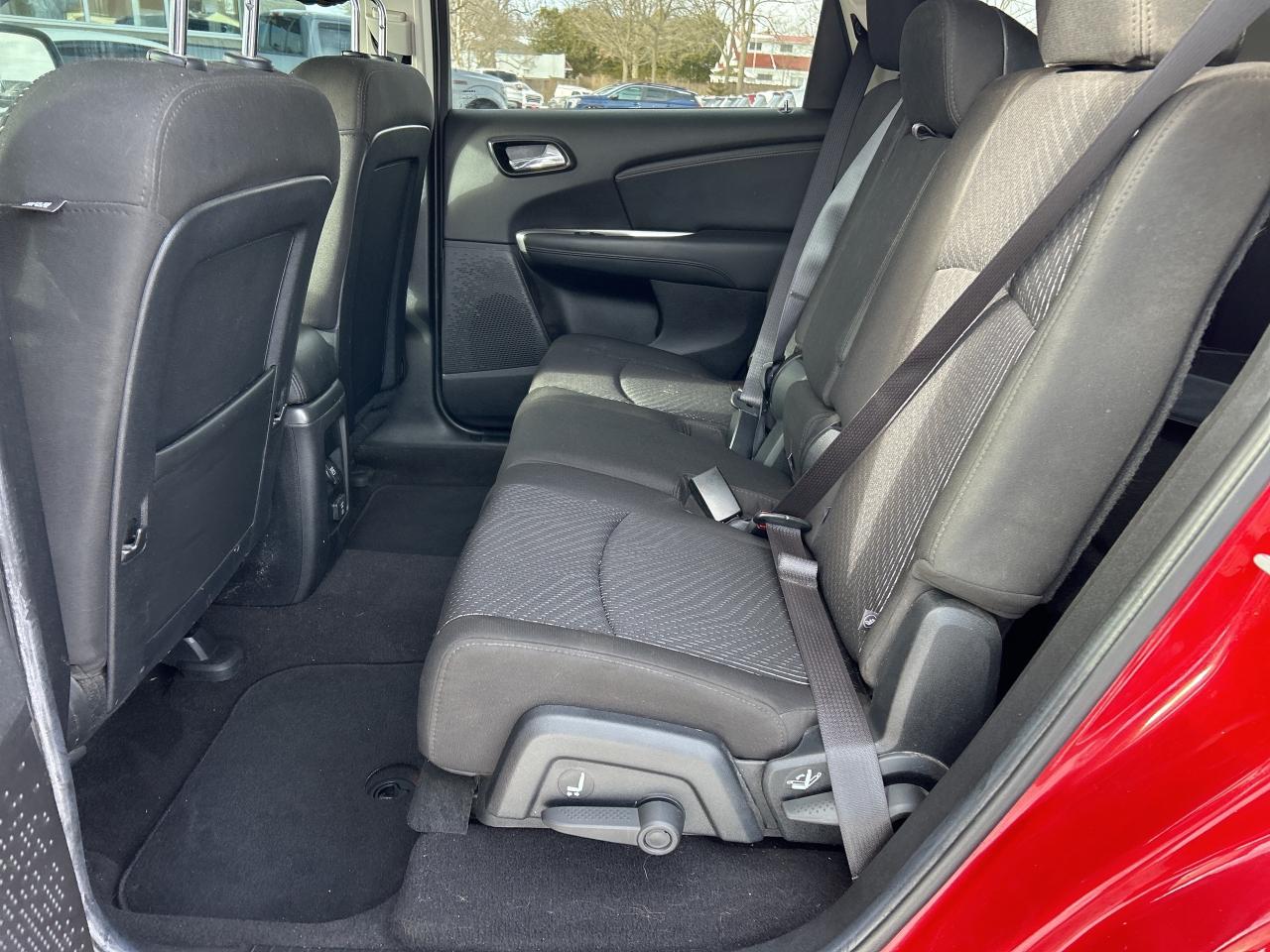 2016 Dodge Journey SXT, 5 PASS, REMOTE START, POWER SEATS! - Photo #12