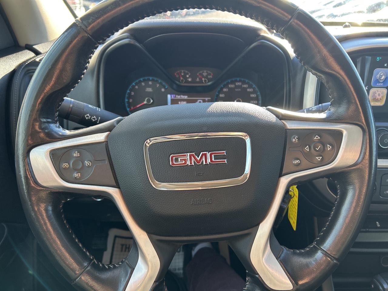 2018 GMC Canyon SLE, 4X4, 3.6L, CLEAN CARFAX, REMOTE START! - Photo #16