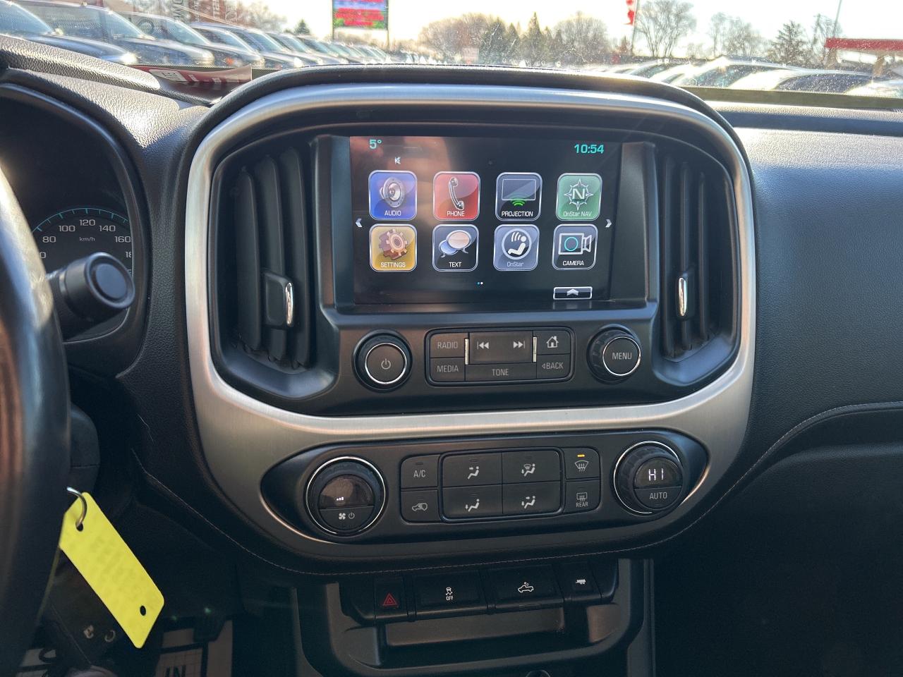 2018 GMC Canyon SLE, 4X4, 3.6L, CLEAN CARFAX, REMOTE START! - Photo #18